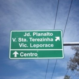 Na foto, destaque para serviço de sinalização aérea realizada no município.